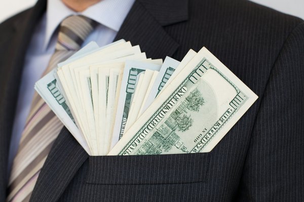 ¿Cuáles son las mejores prácticas para gestionar las finanzas personales y evitar deudas?